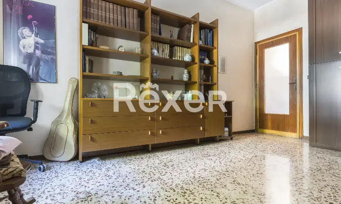 Rexer-Torino-TRILOCALE-CON-ASCENSORE-Altro