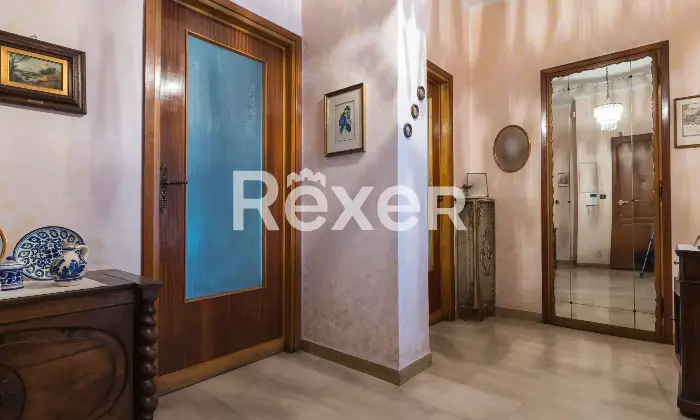 Rexer-Torino-TRILOCALE-CON-ASCENSORE-Altro