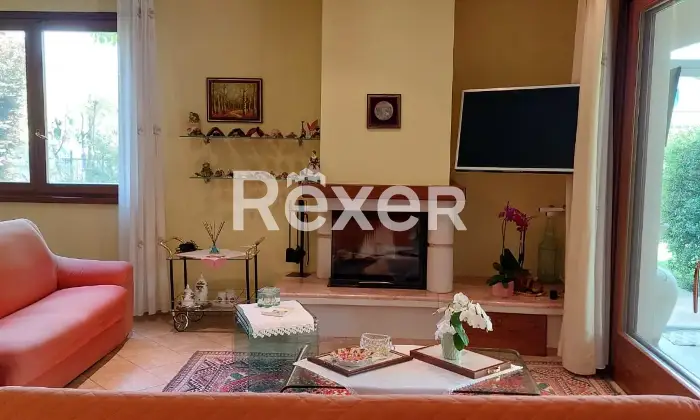 Rexer-Poggio-Rusco-Villa-indipendente-in-vendita-in-Via-Tiziano-a-Poggio-Rusco-Altro