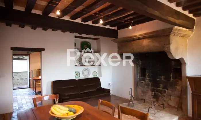 Rexer-Citt-di-Castello-Casale-panoramico-in-vendita-in-Localit-Belvedere-a-Citt-di-Castello-Altro