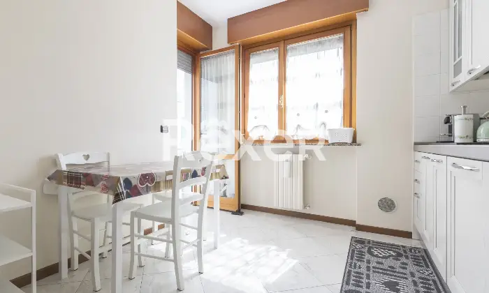 Rexer-Torino-QUADRILOCALE-IN-CONTESTO-RECENTE-Altro