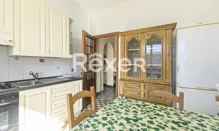 Rexer-Genova-vendesi-via-fanti-Altro