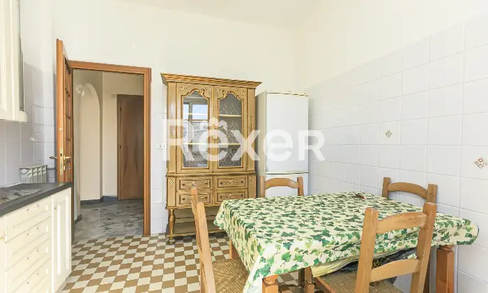 Rexer-Genova-vendesi-via-fanti-Altro