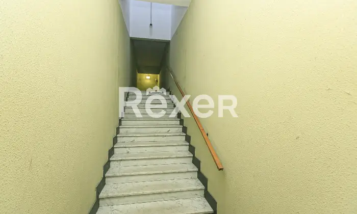 Rexer-Genova-vendesi-via-fanti-Altro