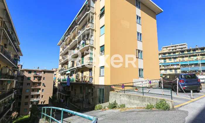 Rexer-Genova-vendesi-via-fanti-Altro