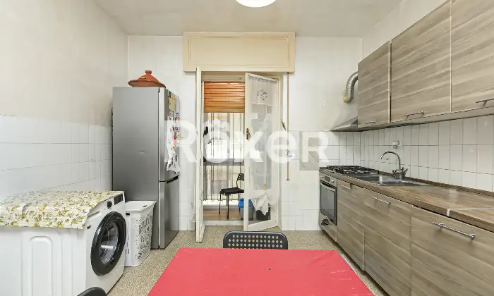 Rexer-Chiavari-VENDESI-mq-Via-Renato-Orsi-Chiavari-Altro