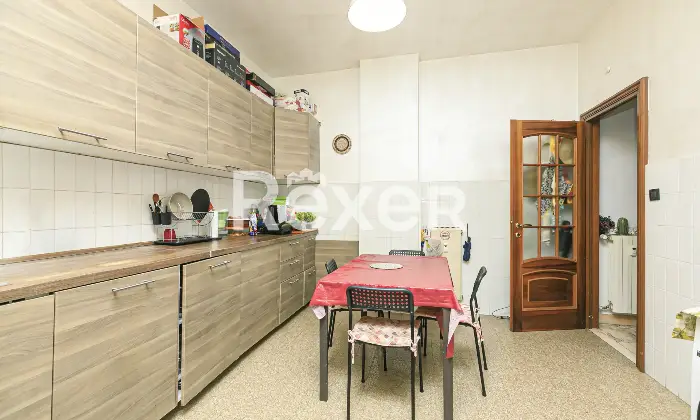 Rexer-Chiavari-VENDESI-mq-Via-Renato-Orsi-Chiavari-Altro