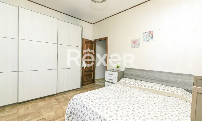 Rexer-Chiavari-VENDESI-mq-Via-Renato-Orsi-Chiavari-Altro