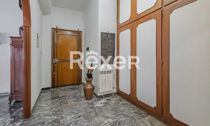Rexer-Roma-MarconiTrilocale-con-posto-auto-e-cantina-Altro