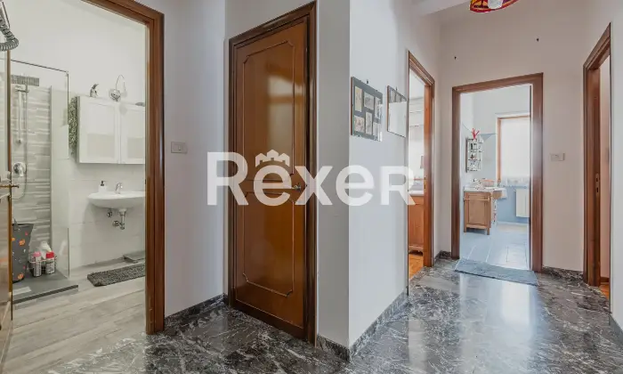 Rexer-Roma-MarconiTrilocale-con-posto-auto-e-cantina-Altro