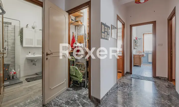 Rexer-Roma-MarconiTrilocale-con-posto-auto-e-cantina-Altro