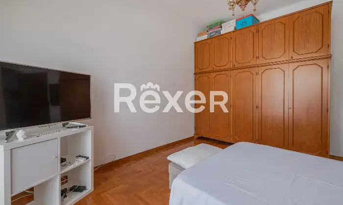 Rexer-Roma-MarconiTrilocale-con-posto-auto-e-cantina-Altro
