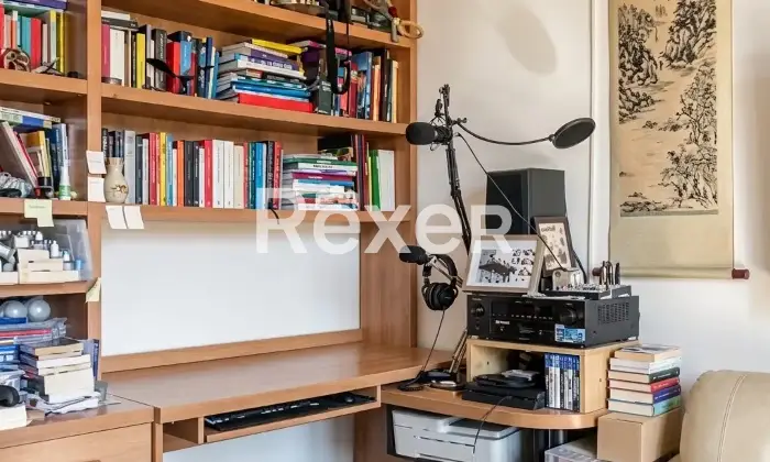 Rexer-BOLOGNA-Santa-Viola-via-Battindarno-Appartamento-mq-e-cantina-Altro