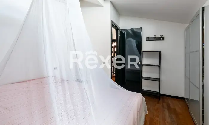 Rexer-Bologna-Strada-Maggiore-appartamento-con-terrazzo-e-posto-auto-Altro