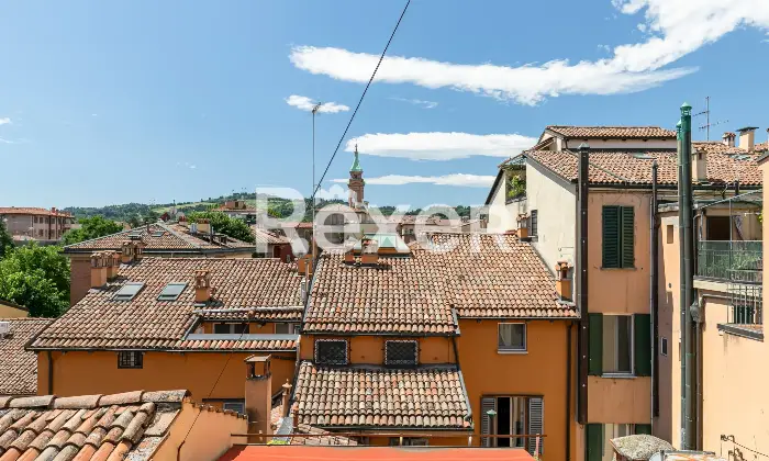 Rexer-Bologna-Strada-Maggiore-appartamento-con-terrazzo-e-posto-auto-Altro