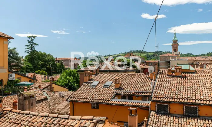 Rexer-Bologna-Strada-Maggiore-appartamento-con-terrazzo-e-posto-auto-Altro