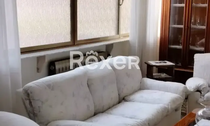 Rexer-Gandino-Vendesi-ampio-immobile-su-due-livelli-Soggiorno