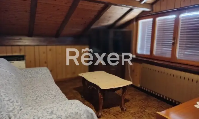 Rexer-Gandino-Vendesi-ampio-immobile-su-due-livelli-Altro