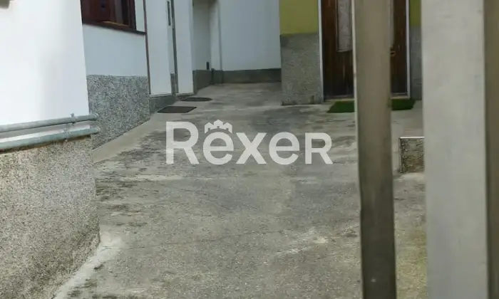 Rexer-Gandino-Vendesi-ampio-immobile-su-due-livelli-Altro