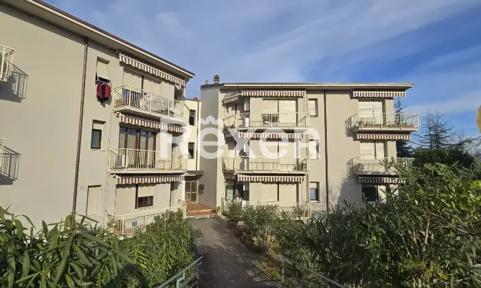 Rexer-Cavriglia-Il-tuo-rifugio-moderno-vista-lago-alle-porte-del-Chianti-Terrazzo