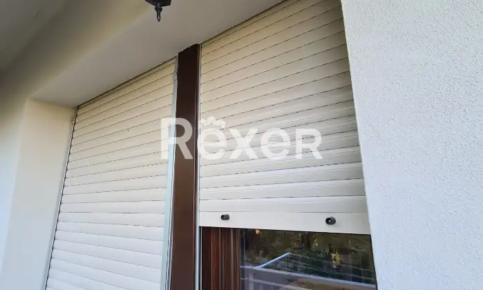 Rexer-Cavriglia-Il-tuo-rifugio-moderno-vista-lago-alle-porte-del-Chianti-Balcone