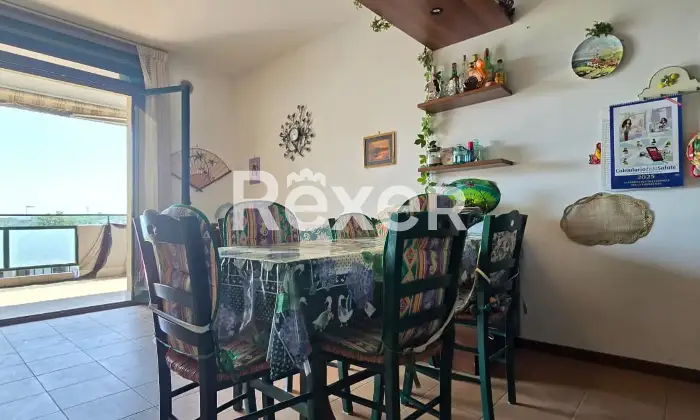 Rexer-Vasto-Trilocale-coibentato-con-box-e-posto-auto-a-Vasto-Altro