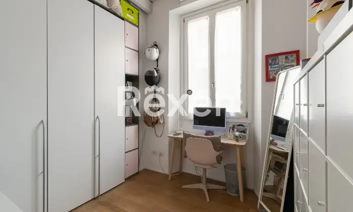 Rexer-Milano-TRILOCALE-RISTRUTTURATO-CON-DUE-BAGNI-CANTINA-E-POSTO-MOTO-Altro