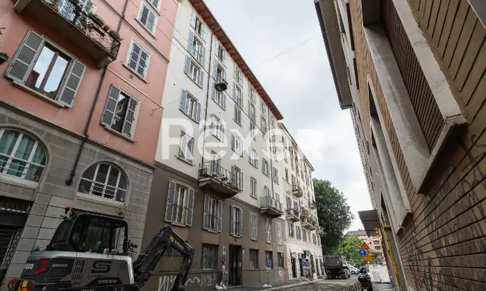 Rexer-Milano-TRILOCALE-RISTRUTTURATO-CON-DUE-BAGNI-CANTINA-E-POSTO-MOTO-Altro