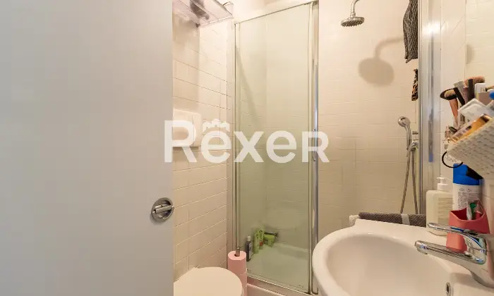Rexer-Milano-TRILOCALE-RISTRUTTURATO-CON-DUE-BAGNI-CANTINA-E-POSTO-MOTO-Altro