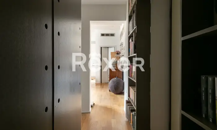 Rexer-Milano-TRILOCALE-RISTRUTTURATO-CON-DUE-BAGNI-CANTINA-E-POSTO-MOTO-Altro