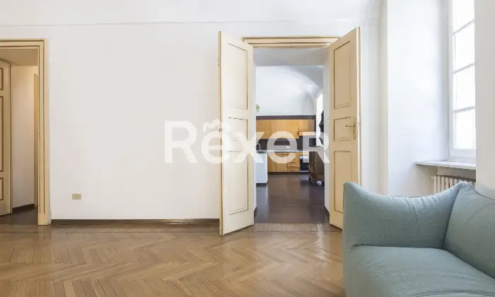 Rexer-Torino-PENTALOCALE-IN-PIAZZA-VITTORIO-Altro