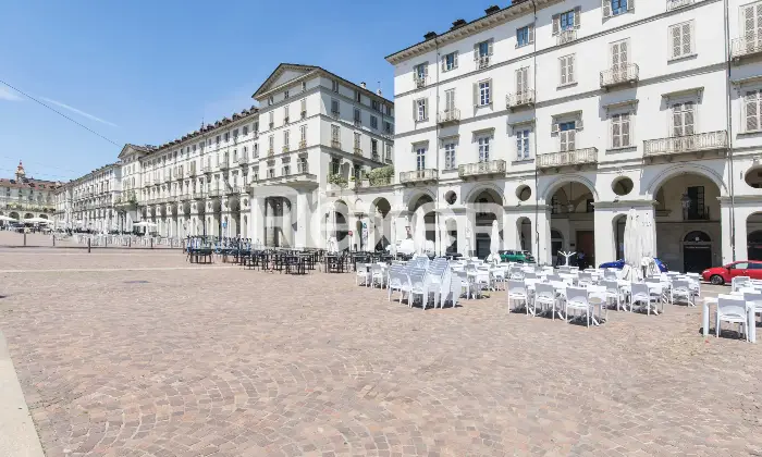 Rexer-Torino-PENTALOCALE-IN-PIAZZA-VITTORIO-Altro