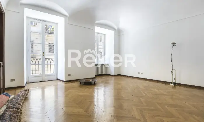 Rexer-Torino-PENTALOCALE-IN-PIAZZA-VITTORIO-Altro