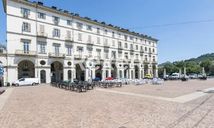 Rexer-Torino-PENTALOCALE-IN-PIAZZA-VITTORIO-Altro