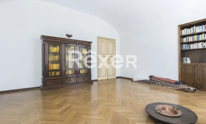 Rexer-Torino-PENTALOCALE-IN-PIAZZA-VITTORIO-Altro