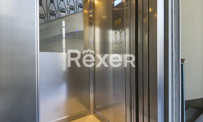 Rexer-Torino-PENTALOCALE-IN-PIAZZA-VITTORIO-Altro