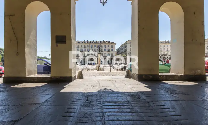Rexer-Torino-PENTALOCALE-IN-PIAZZA-VITTORIO-Altro