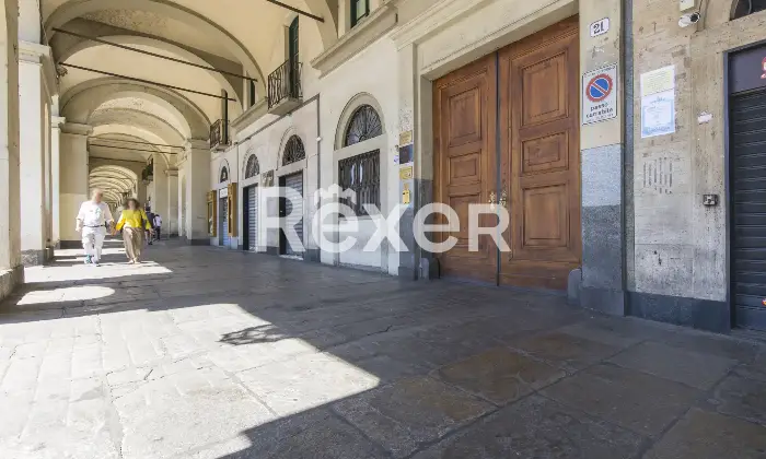 Rexer-Torino-PENTALOCALE-IN-PIAZZA-VITTORIO-Altro