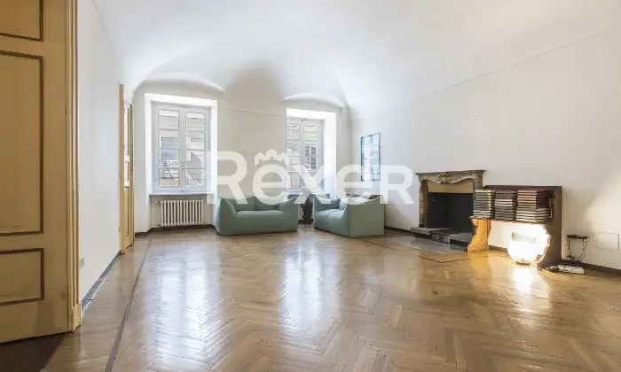 Rexer-Torino-PENTALOCALE-IN-PIAZZA-VITTORIO-Altro