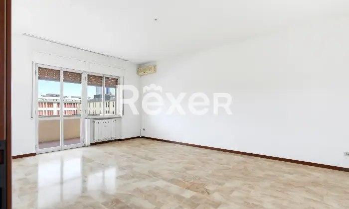 Rexer-Brescia-Ampio-bilocale-piano-alto-con-box-doppio-Altro