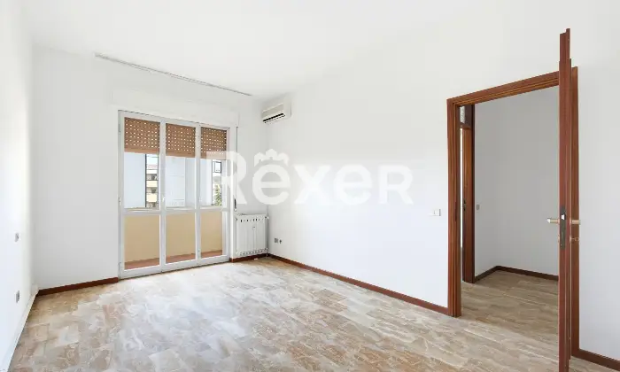 Rexer-Brescia-Ampio-bilocale-piano-alto-con-box-doppio-Altro