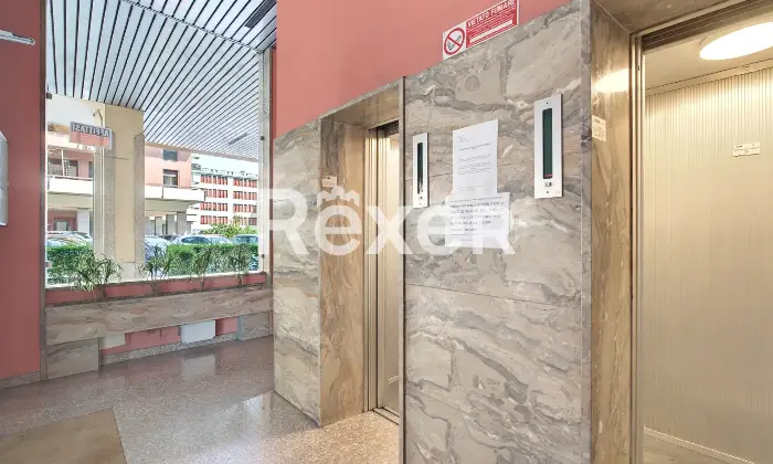 Rexer-Brescia-Ampio-bilocale-piano-alto-con-box-doppio-Altro
