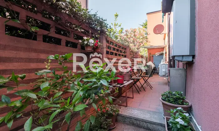 Rexer-Cinisello-Balsamo-TRILOCALE-CON-GIARDINO-PRIVATO-DOPPIO-INGRESSO-CANTINA-E-SOLAIO-Altro