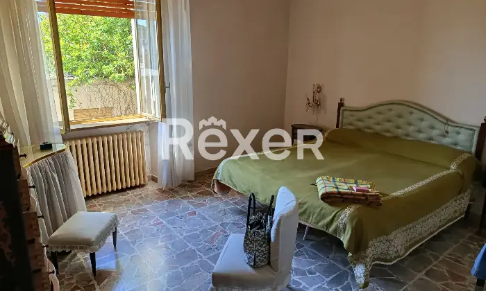 Rexer-Arzana-Casa-di-paese-in-vendita-in-Via-Sardegna-ad-Arzana-Camera-da-letto-matrimoniale