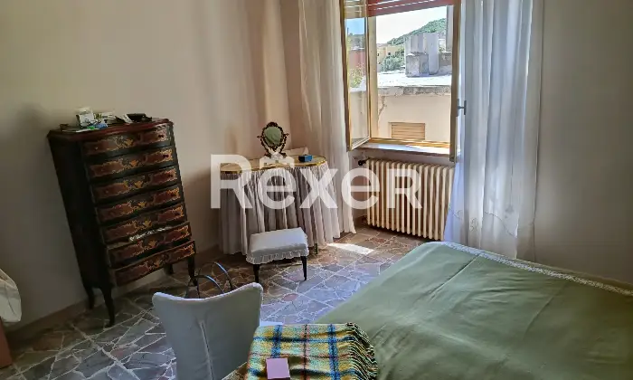 Rexer-Arzana-Casa-di-paese-in-vendita-in-Via-Sardegna-ad-Arzana-Camera-da-letto-matrimoniale