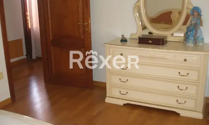 Rexer-Uras-Villa-indipendente-in-vendita-in-Via-Campidano-ad-Uras-Altro