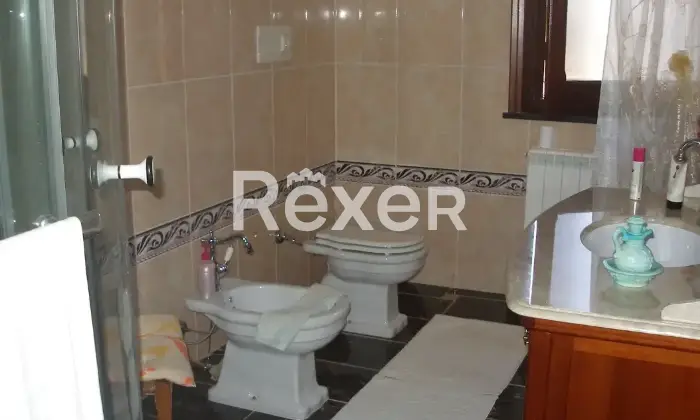 Rexer-Uras-Villa-indipendente-in-vendita-in-Via-Campidano-ad-Uras-Altro