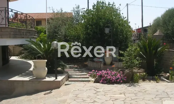 Rexer-Uras-Villa-indipendente-in-vendita-in-Via-Campidano-ad-Uras-Altro