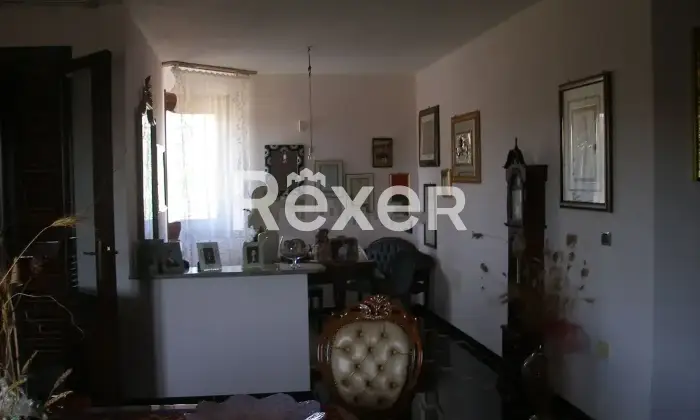 Rexer-Uras-Villa-indipendente-in-vendita-in-Via-Campidano-ad-Uras-Altro