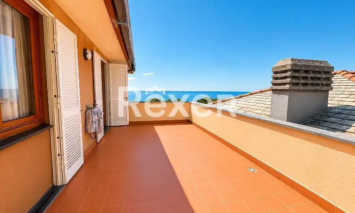 Rexer-Varazze-ATTICO-FRONTE-MARE-CON-GARAGE-Altro